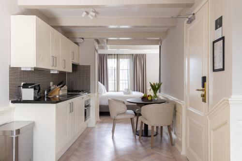 Amsterdam Canal Suites, Amsterdam (photo 8)