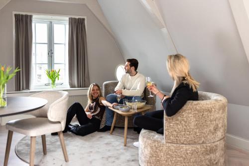 Amsterdam Canal Suites - image 8