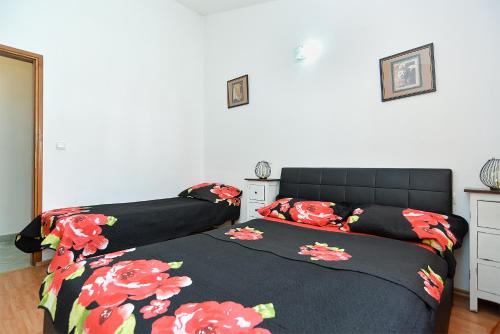 Apartment image 6