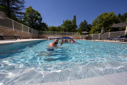 Camping La Ferme de Castellane - image 4