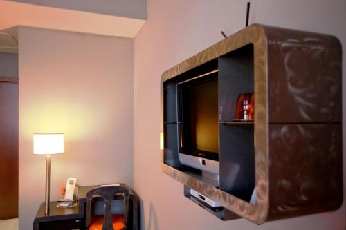 Orange Hotel Room Type - Junior Suite