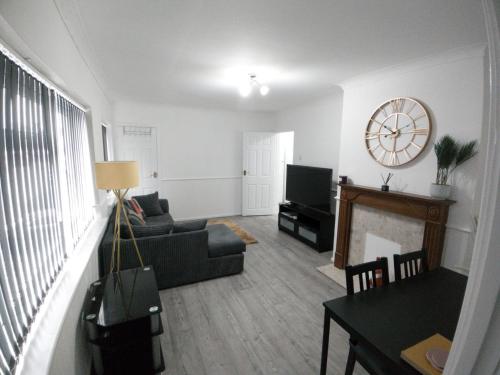 Exquisite Two Bed Apartment in Grays - Free Wi-Fi and Netflix - Stifford