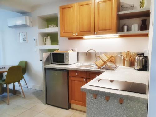 virtuve, Larbrenville in La Charite Sur Loire