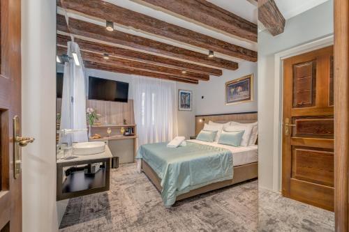Makarun Heritage Rooms, Split