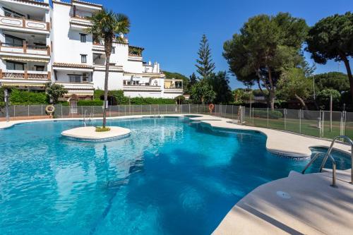 Calahonda park apartment with pool by Costarentals - Ref 91 - image 3