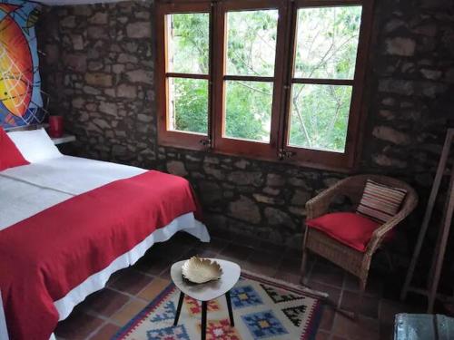 Hostal La vall - Accommodation - Sant Pau de Seguries