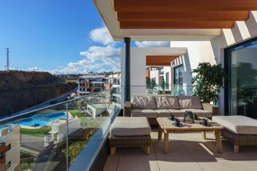 Cozy apt in Calahonda by Costarentals - Ref 124