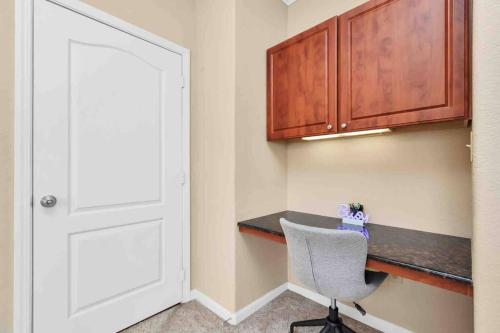 Modern Condo near Texas Medical Center w Free Parking in Houston, USA