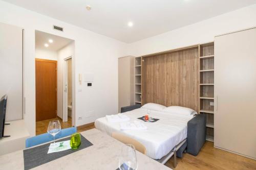 GuestHost - San Salvario Functional Studio Room Type - Studio Apartment