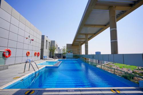 Alasharafia Saray Spacious 1BR apartment in Sport City - image 6