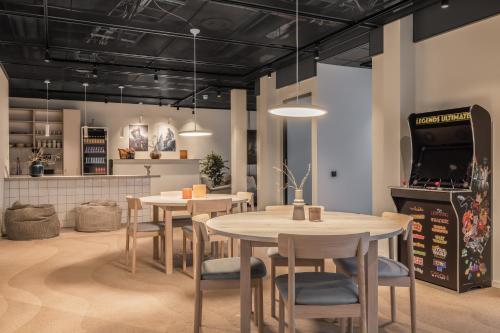 HomeX Hotel for Gamers 2