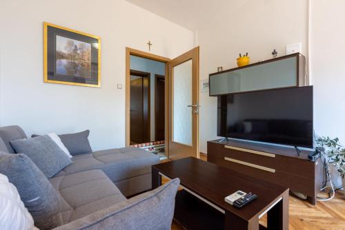 Apartments Anamarija - image 13