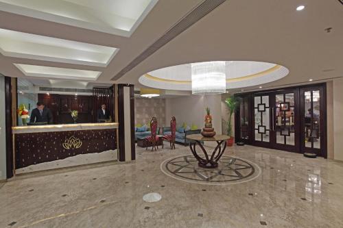 Lobby, Hotel The Royal Phular in Muzaffarpur