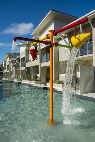 ملعب للأطفال, شقة 1770 لاجون سنترال ريزورت (1770 Lagoons Central Apartment Resort) in أغنيس واتر