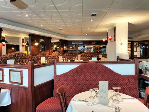 Étterem, Logis HOTEL RESTAURANT La Regence in Cherbourg-Octeville