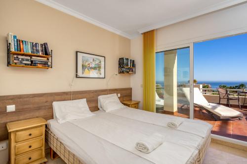 Three-Bedroom Apartment image 10