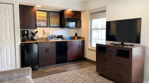 Club Wyndham Branson at The Falls – Branson, MO