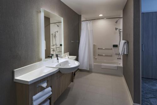SpringHill Suites by Marriott Denver West/Golden - image 7