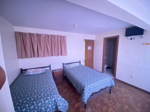 Facilities, 9 de octubre in Oruro