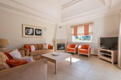 Two-Bedroom Apartment with Garden View