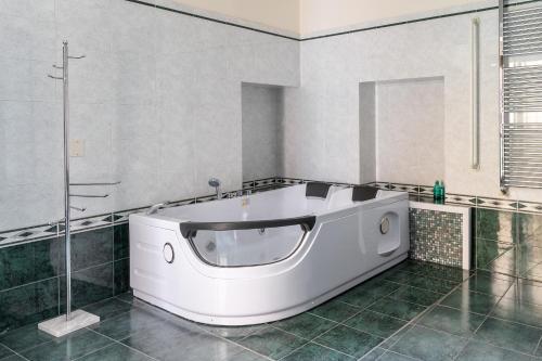 バスルーム, Casa Ambrosini Apartments by Wonderful Italy in サント ステファノ