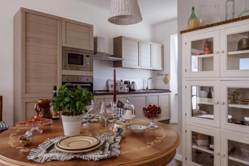 Konyha, Casa in campagna la Roverella in Monte San Pietrangeli
