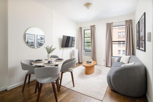 Cozy and new fully furnished 1BD/1BR in Park Slope