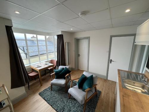 Sunray Guest House - image 7