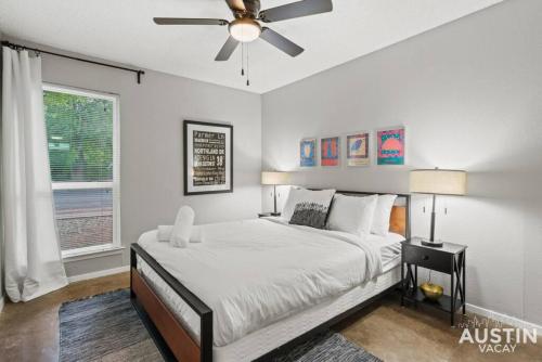 Stunning S Lamar Condo Near Top Bars and Dining in Austin, USA