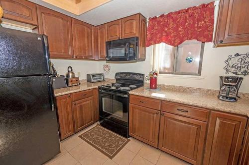1240 Timber Lane home - image 7