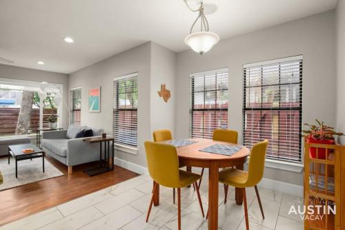 Gorgeous Home in Heart of Zilker with Full Kitchen in Austin, USA