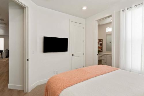 Cloud 9 at Desert Color home - image 8