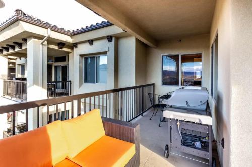 The Penthouse S402 condo - image 10