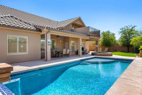 Escondido home, Hurricane