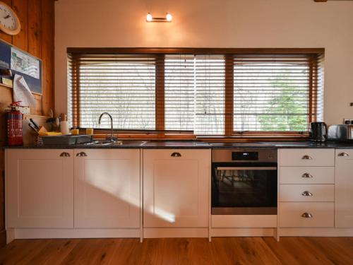 Holiday Home Riverside Cottage by Interhome in Tomich
