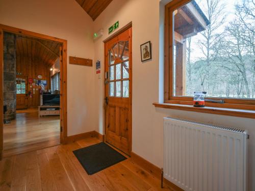 Holiday Home Riverside Cottage by Interhome in Tomich