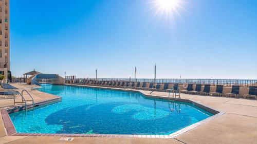 Phoenix X by Brett Robinson Vacations in Perdido Beach