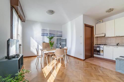 One-Bedroom Apartment room in GuestHost - Parma Parco Ducale Duplex Apartment with parking