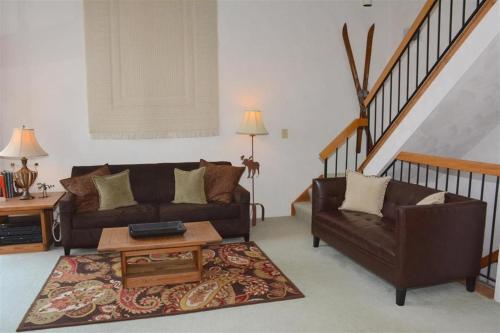 Seven Springs Sunridge 2 Bedroom Standard Condo Ski-In Out condo - image 9