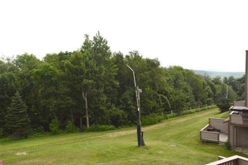 Seven Springs Sunridge 2 Bedroom Standard Condo Ski-In Out condo - image 4