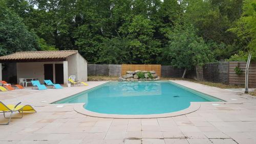 Pogled, Maison de 3 chambres avec piscine partagee jardin clos et wifi a Lagrasse in Lagrasse