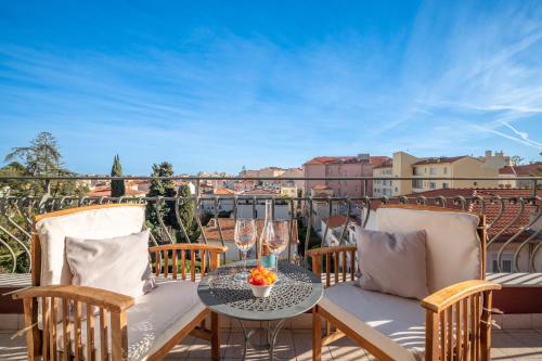 Facilities, La Fabrique a Poupees - Chambres et Appartements de charme au coeur de Menton in Menton