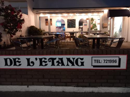 De L'Etang - image 7