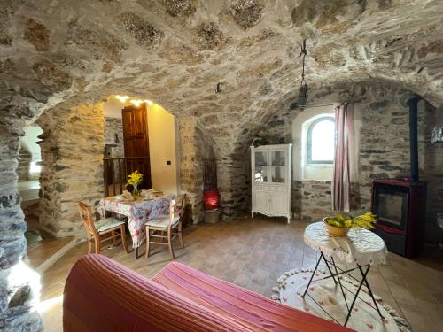  Apartment Il Mulino - VLO207 by Interhome, Ferienwohnung in Pantasina