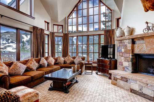 Luxury Ski-In 3 Br Penthouse Inside Pines Lodge, Sleeps 10! Condo - Apartment - Beaver Creek