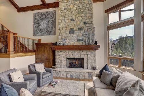 Private Gore Creek Townhome in Vail, USA