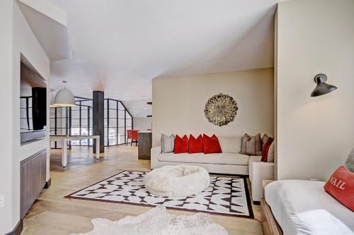 Five-Bedroom Apartment image 10
