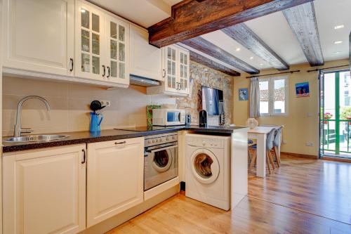 ห้องครัว, Maravilloso apartamento, Hondarribia, Terraza, 4Pax in ฮอนดาร์ริเบีย