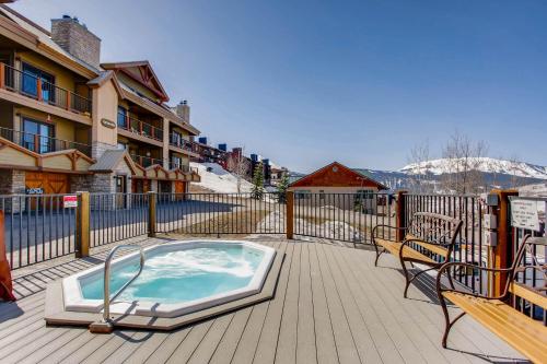 Unique, Mountain 4 Br Condo Condo in Gunnisson (CO)