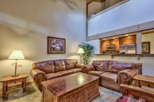 511 Pine Grove - image 7